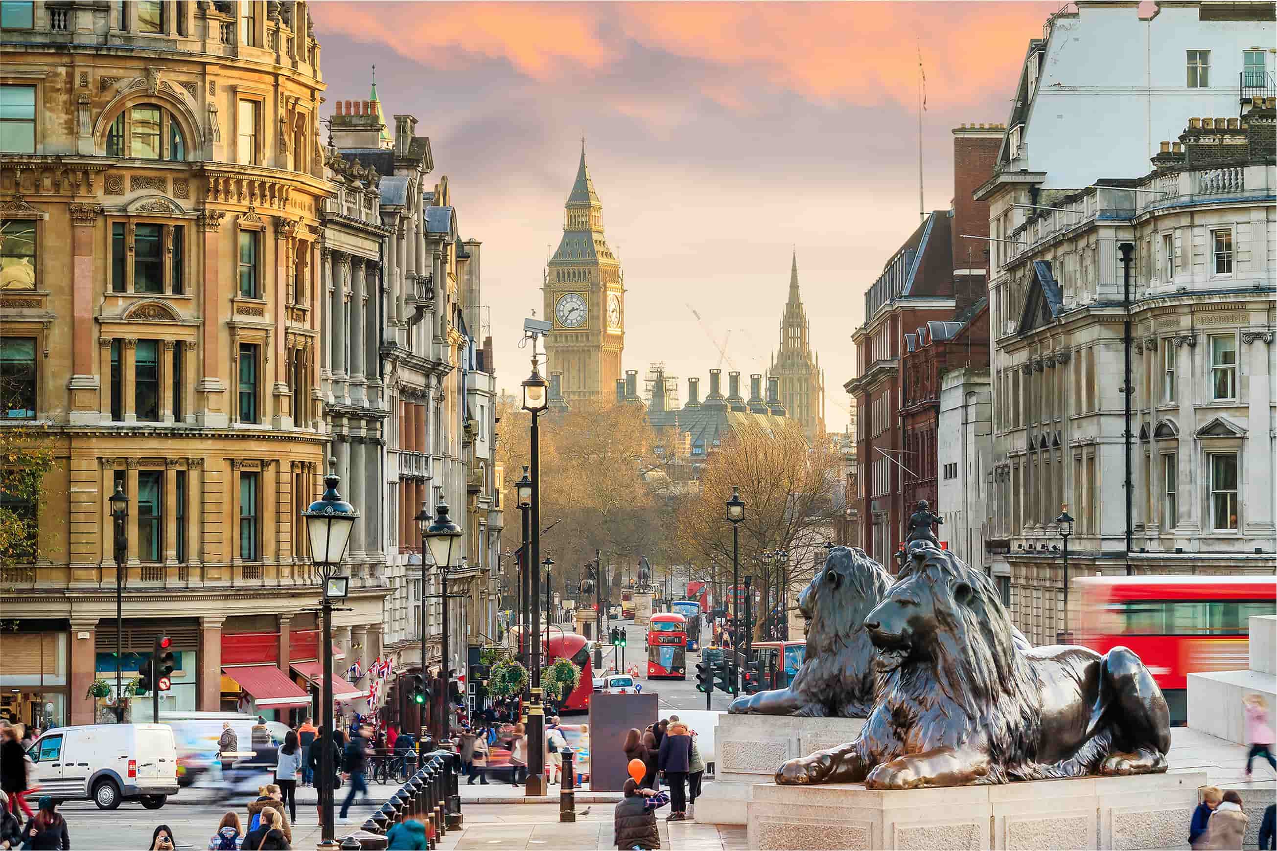 London street view with Big Ben and lions.